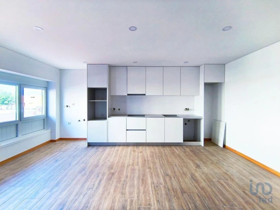 Apartamento T2 para Venda em Darque Foto 5