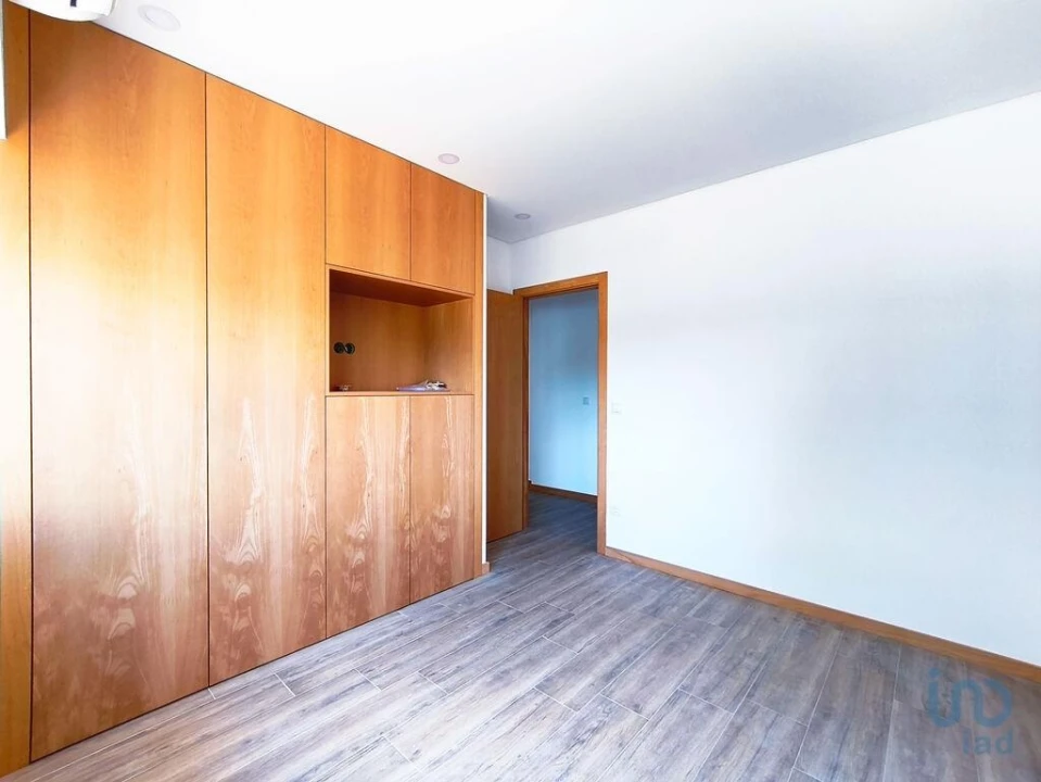Apartamento T2 para Venda em Darque Foto 8