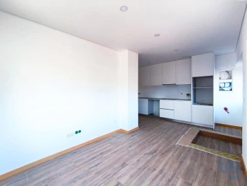 Apartamento T2 para Venda em Darque