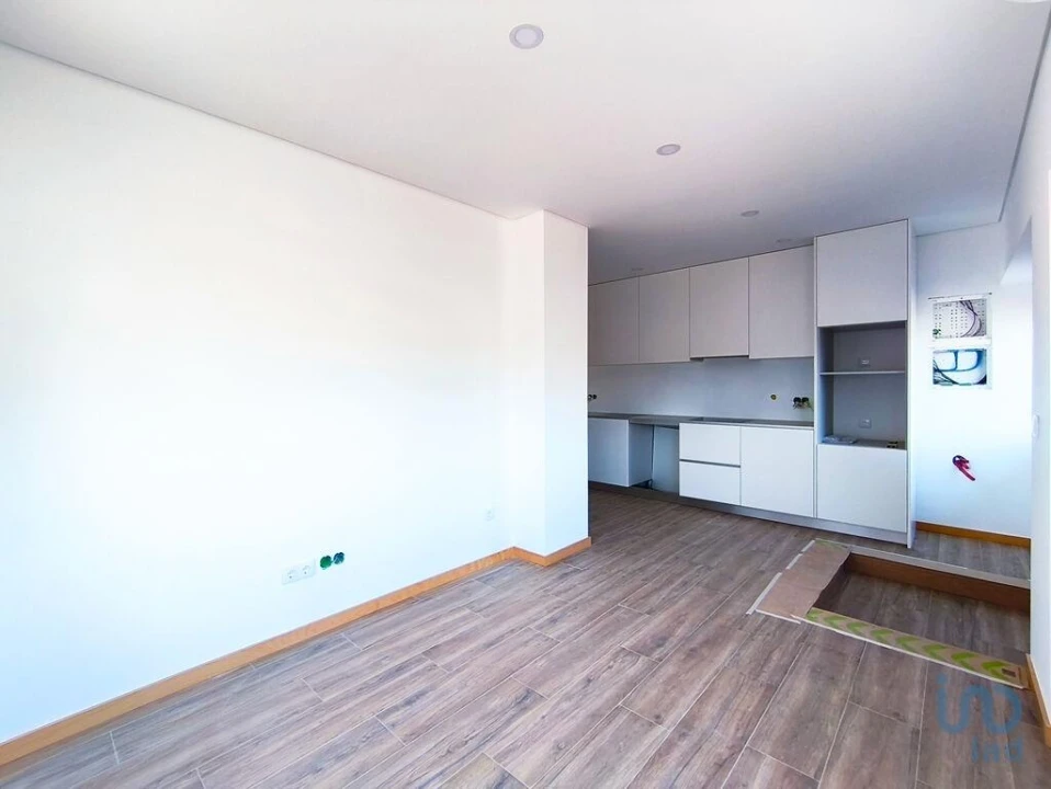 Apartamento T2 para Venda em Darque Foto 3