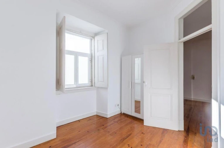 Apartamento T2 para Arrendamento em Estrela Foto 7