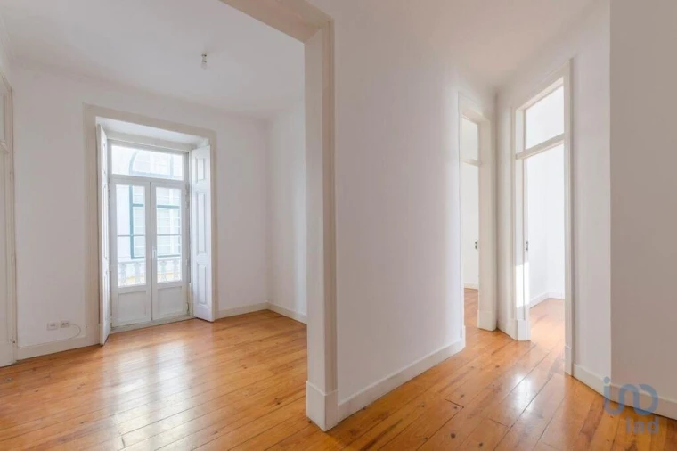 Apartamento T2 para Arrendamento em Estrela Foto 1