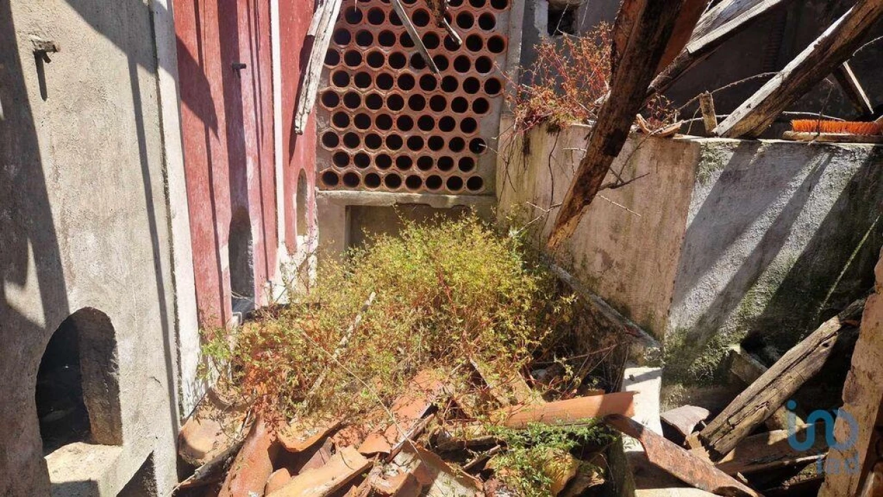 Moradia T3 para Venda em Alqueidão da Serra Foto 6