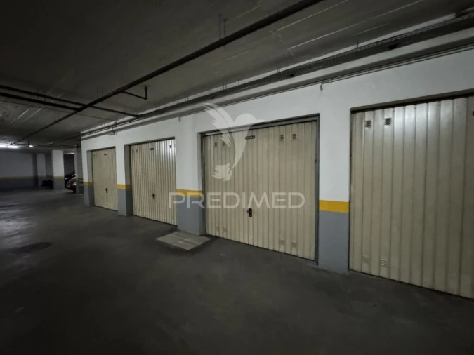 Apartamento T3 para Venda em Ramada e Caneças Foto 5