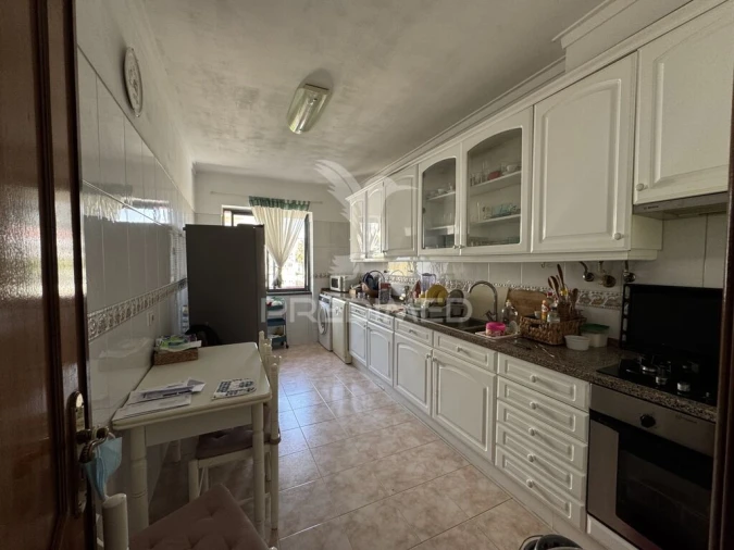 Apartamento T3 para Venda em Ramada e Caneças Foto 3