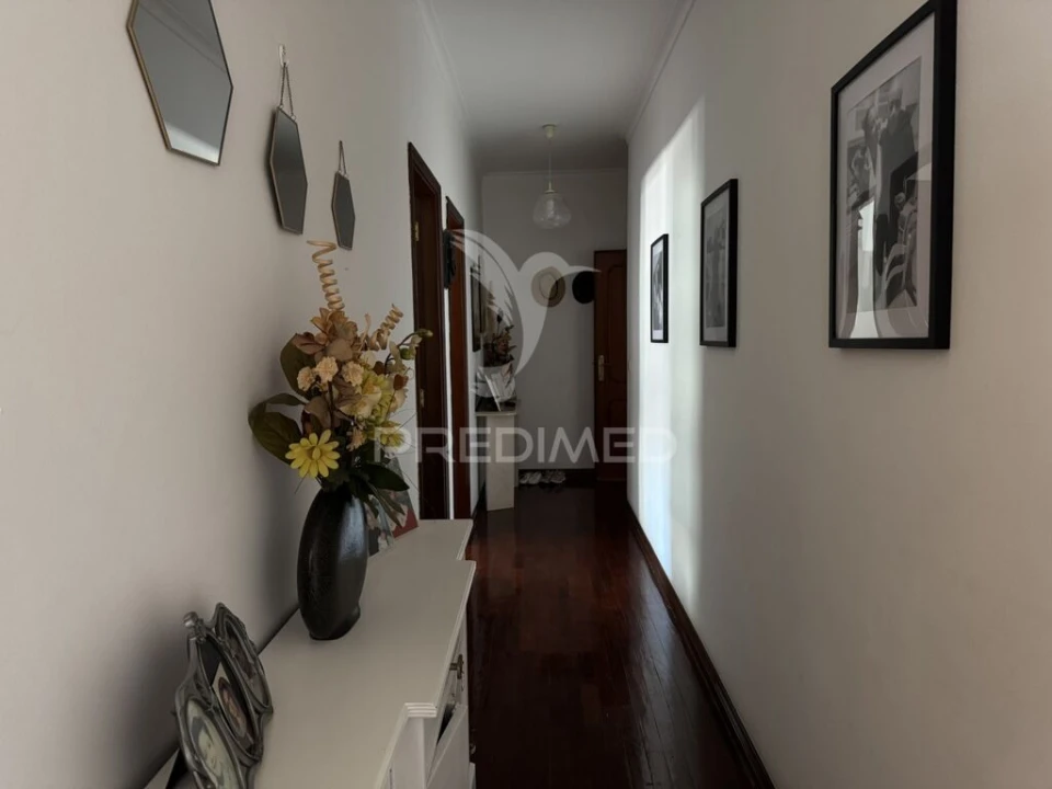 Apartamento T3 para Venda em Ramada e Caneças Foto 15