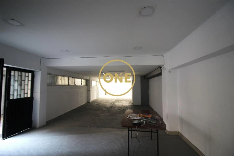 Loja para Venda em Vila Nova de Famalicão e Calendário Foto 3