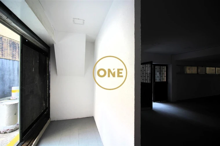 Loja para Venda em Vila Nova de Famalicão e Calendário Foto 2