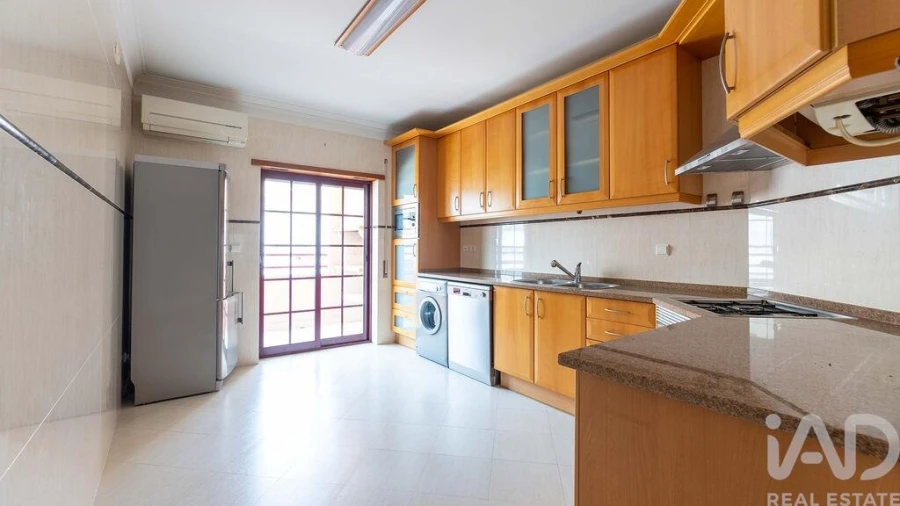 Apartamento T4 para Venda em Setubal (São Sebastião) Foto 15