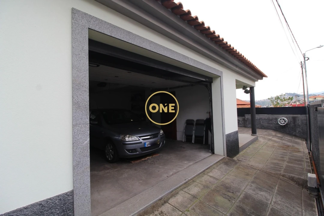 Moradia T2 para Venda em Funchal (São Pedro) Foto 54