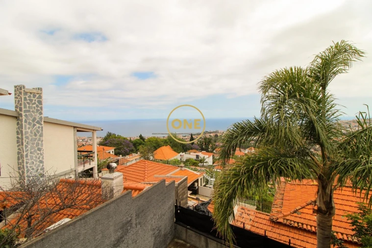 Moradia T2 para Venda em Funchal (São Pedro) Foto 40