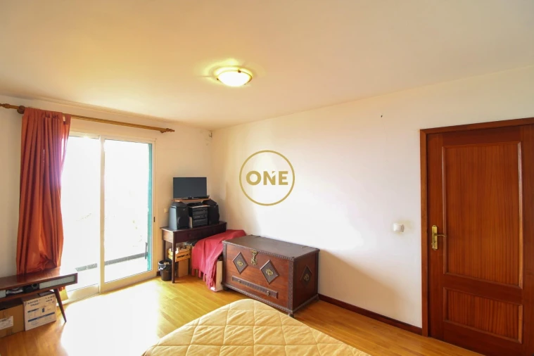 Moradia T2 para Venda em Funchal (São Pedro) Foto 35