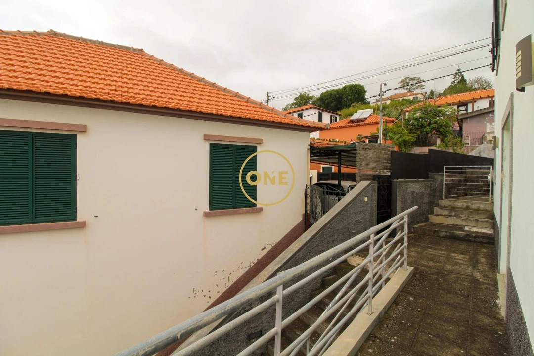 Moradia T2 para Venda em Funchal (São Pedro) Foto 21