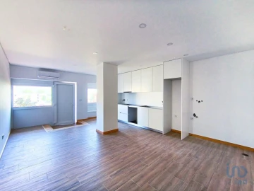 Apartamento T2 para Venda em Darque
