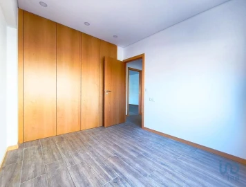 Apartamento T2 para Venda em Darque