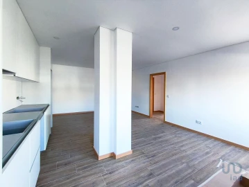 Apartamento T2 para Venda em Darque