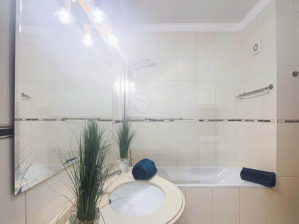 Apartamento T1 para Venda em Armação de Pera Foto 30