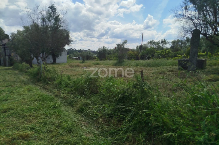 Moradia T2 para Venda em Oliveira do Conde Foto 9