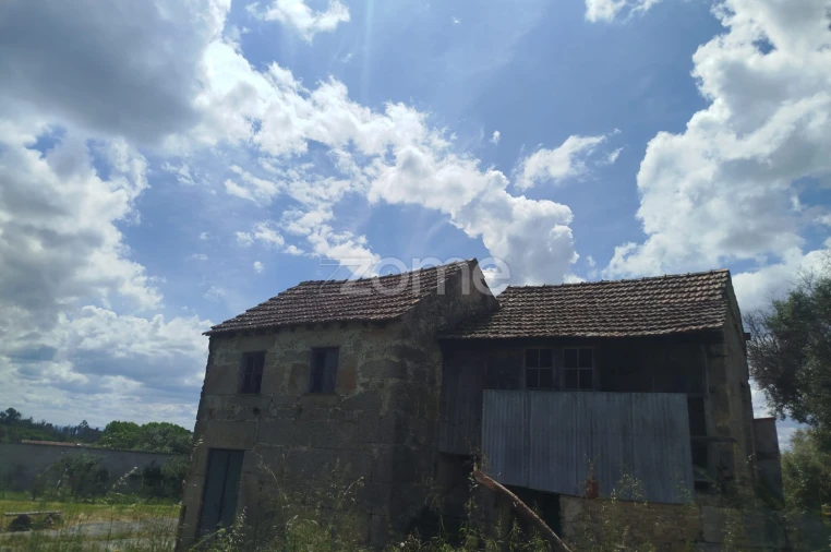 Moradia T2 para Venda em Oliveira do Conde Foto 6