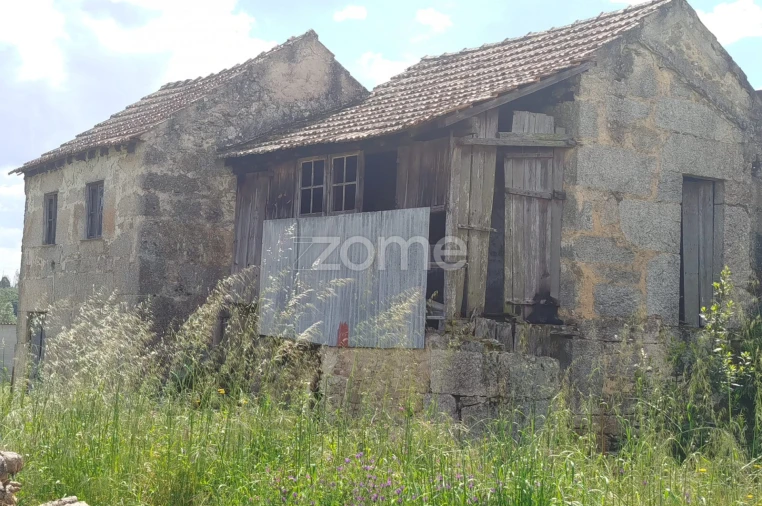 Moradia T2 para Venda em Oliveira do Conde Foto 7