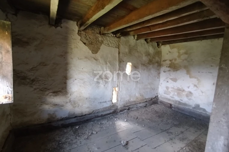 Moradia T2 para Venda em Oliveira do Conde Foto 13