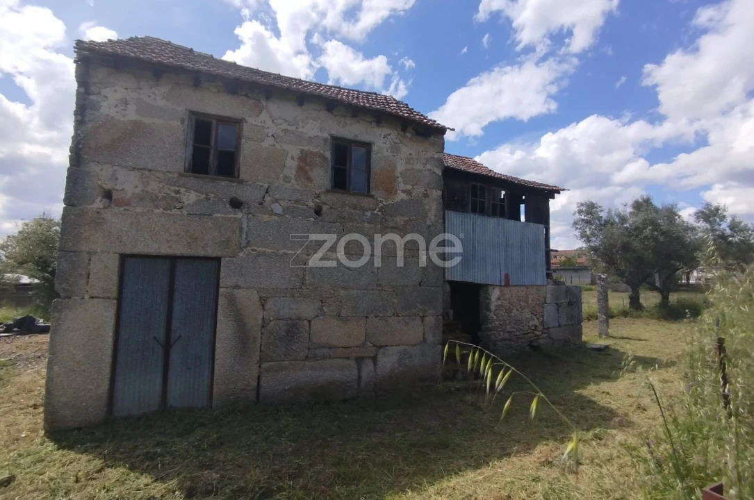 Moradia T2 para Venda em Oliveira do Conde Foto 1