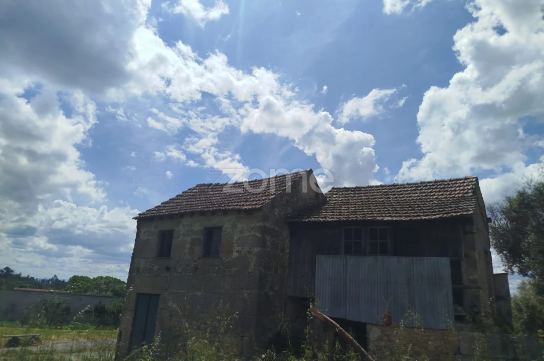 Moradia T2 para Venda em Oliveira do Conde Foto 6