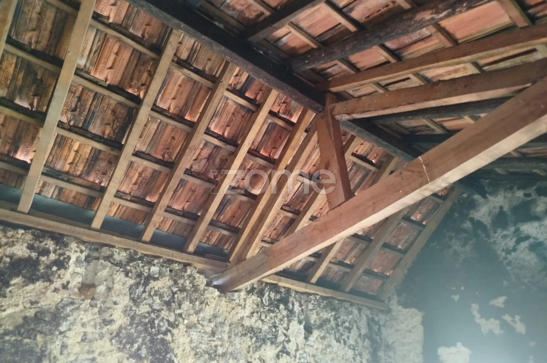 Moradia T2 para Venda em Oliveira do Conde Foto 16