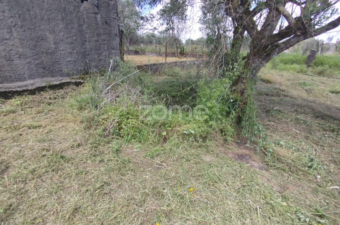 Moradia T2 para Venda em Oliveira do Conde Foto 28
