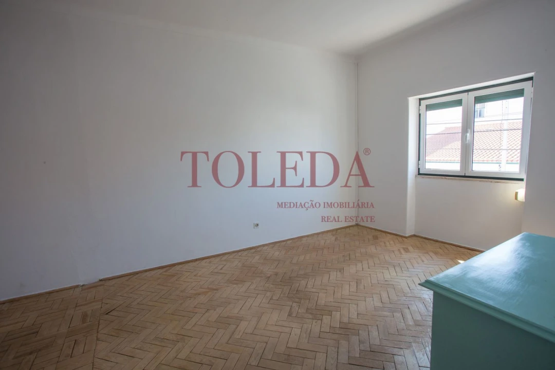 Moradia T5 para Venda em Golegã Foto 9