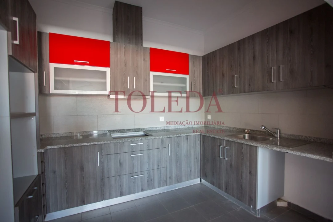 Moradia T5 para Venda em Golegã Foto 3