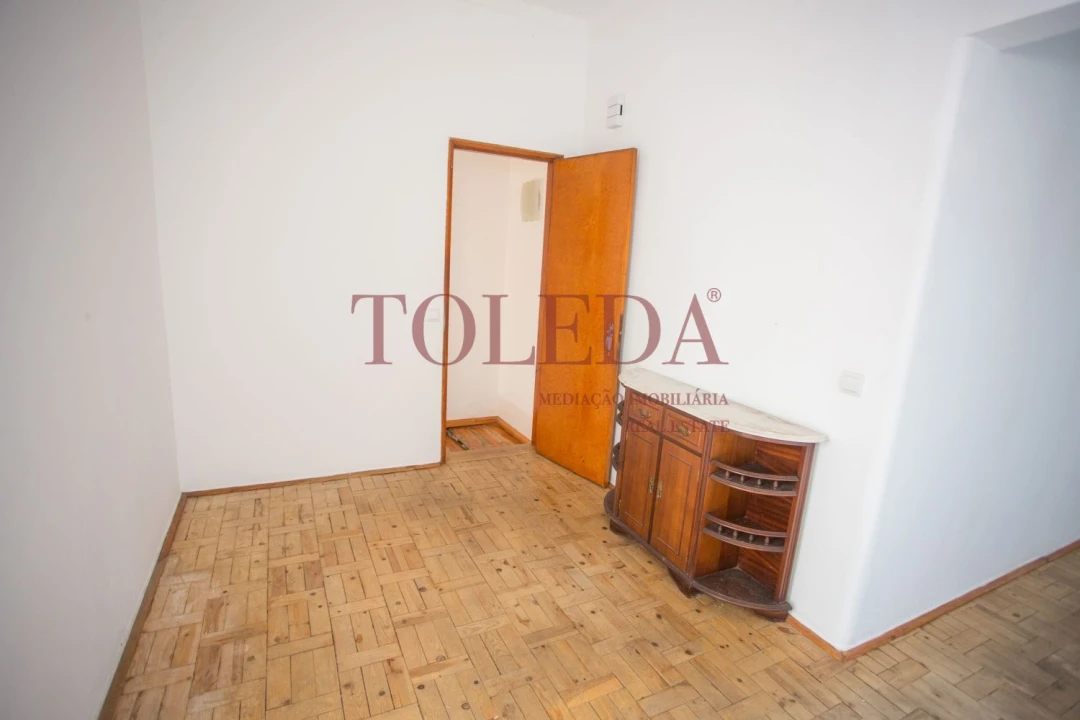 Moradia T5 para Venda em Golegã Foto 16