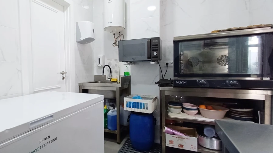 Loja para Venda em Póvoa de Santa Iria e Forte da Casa Foto 9