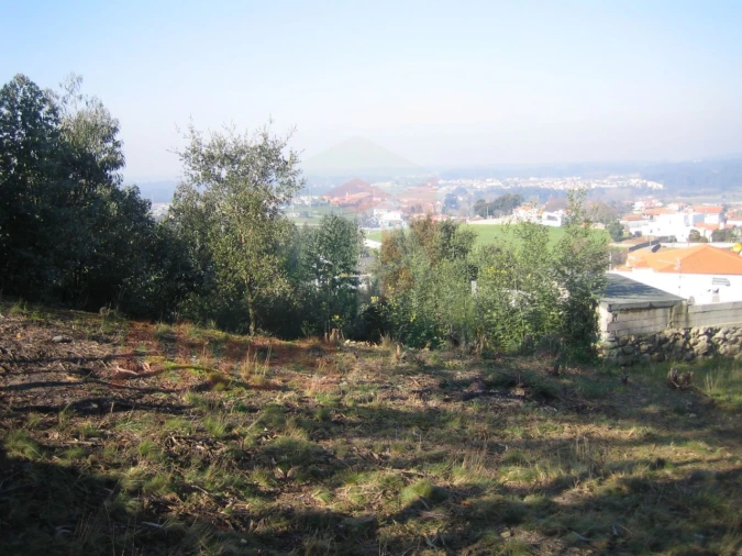 Terreno para Venda em Guilhabreu