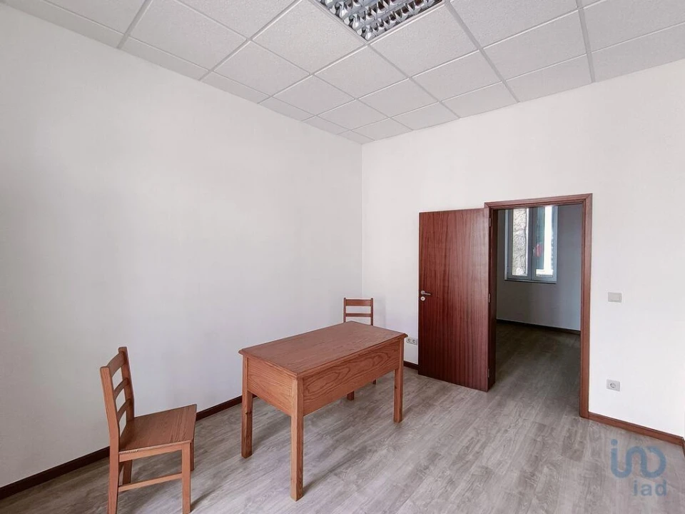 Negócio para Venda em Subportela, Deocriste e Portela Susã Foto 11