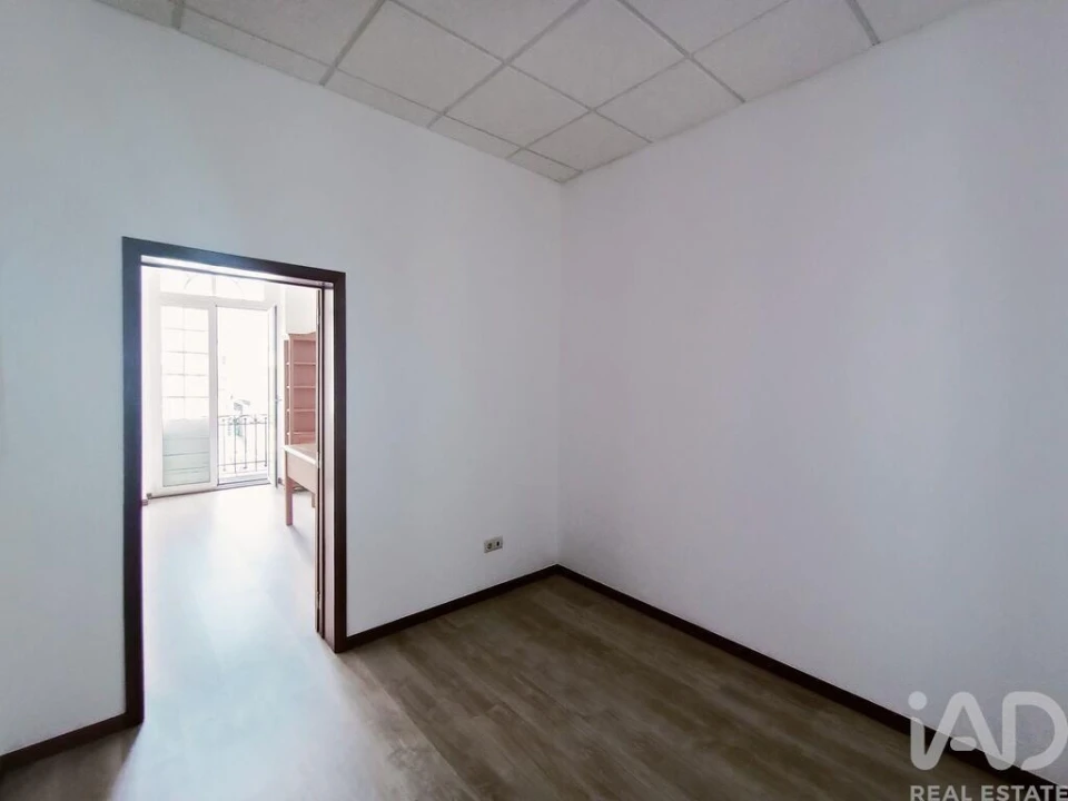 Negócio para Venda em Subportela, Deocriste e Portela Susã Foto 16