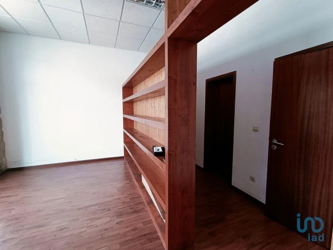 Negócio para Venda em Subportela, Deocriste e Portela Susã Foto 4