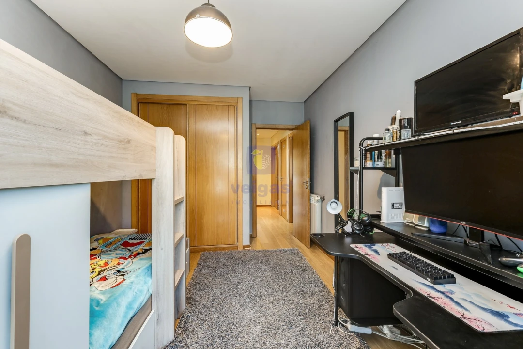 Apartamento T2 para Venda em Casal de Cambra Foto 16