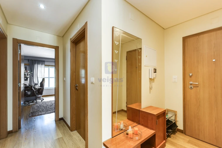 Apartamento T2 para Venda em Casal de Cambra Foto 11