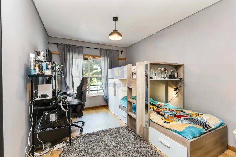 Apartamento T2 para Venda em Casal de Cambra Foto 6