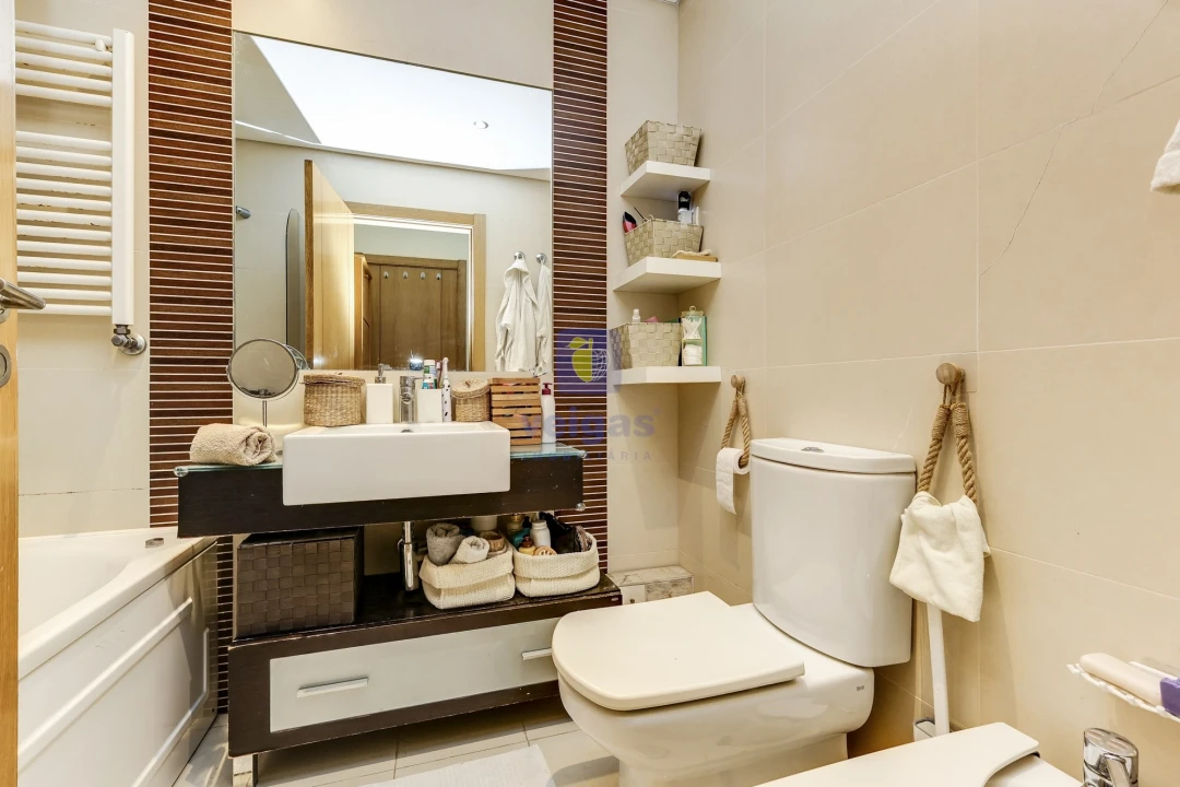 Apartamento T2 para Venda em Casal de Cambra Foto 14