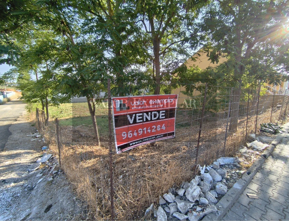 Terreno para Venda em Sado Foto 1