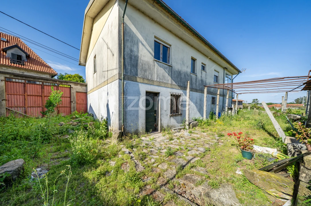 Moradia T4 para Venda em Barcelos, V.Boa, V.Frescainha Foto 1