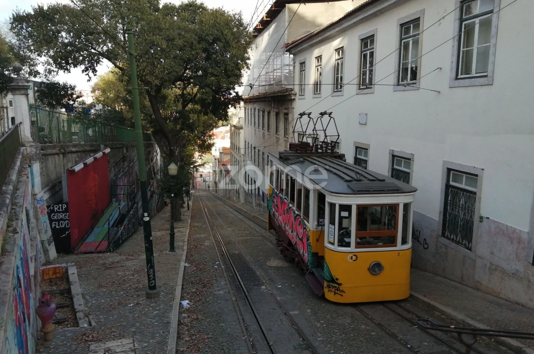 Apartamento T2 para Venda em Misericórdia Foto 13