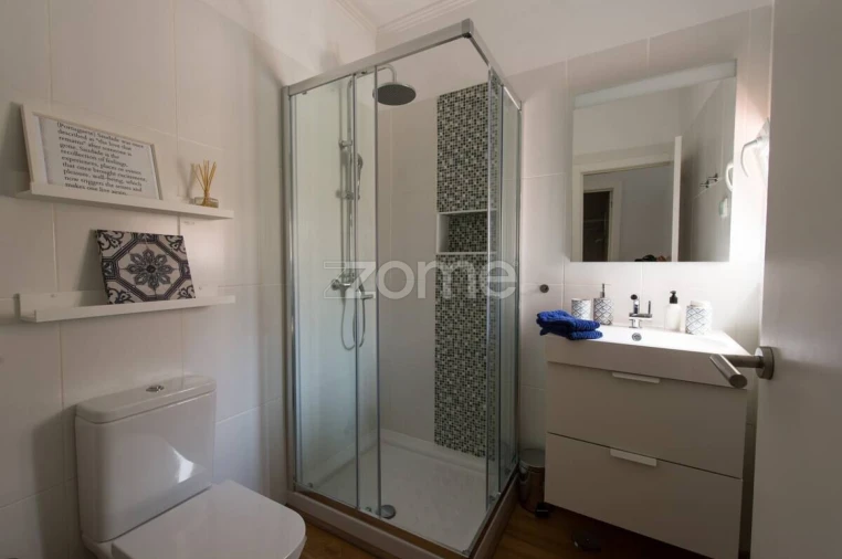 Apartamento T2 para Venda em Misericórdia Foto 6