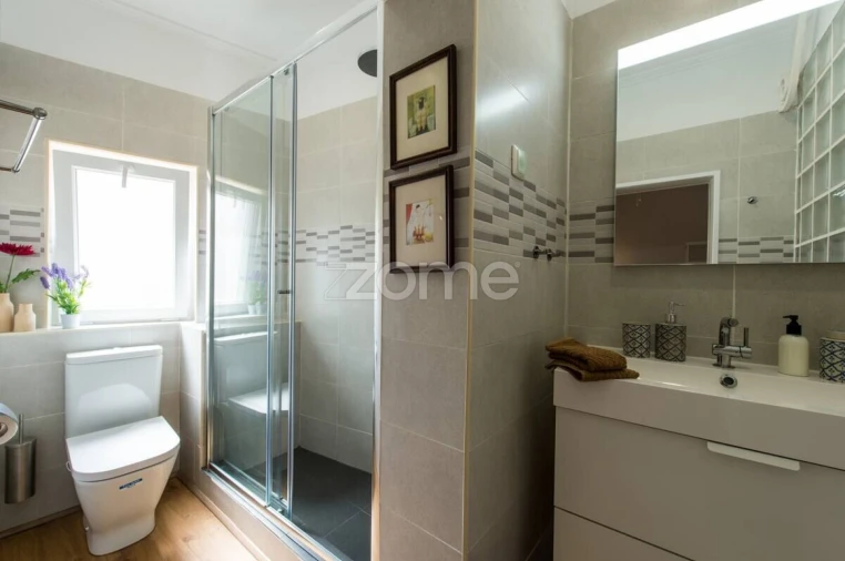 Apartamento T2 para Venda em Misericórdia Foto 7