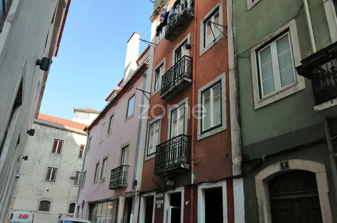 Apartamento T2 para Venda em Misericórdia Foto 12