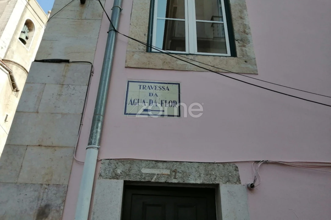 Apartamento T2 para Venda em Misericórdia Foto 9
