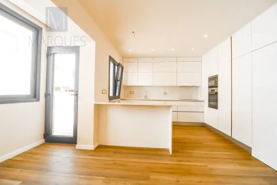 Apartamento T4 para Venda em Almada, Cova da Piedade, Pragal e Cacilhas