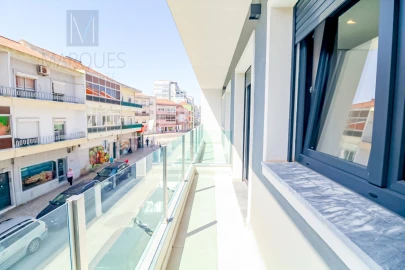 Apartamento T4 para Venda em Almada, Cova da Piedade, Pragal e Cacilhas